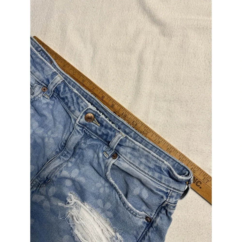 American Eagle Womens Highest Rise Baggy Denim Jean Shorts Sz 12 Blue Distressed